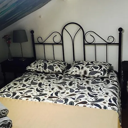 Lufi Surf House Costa Da Caparica 2* Charneca (Setubal)