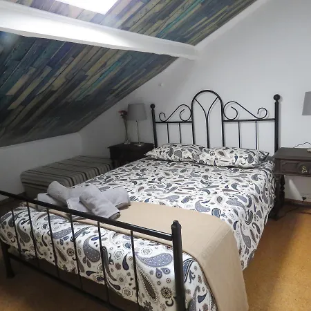 Lufi Surf House Costa Da Caparica 2* Charneca (Setubal)
