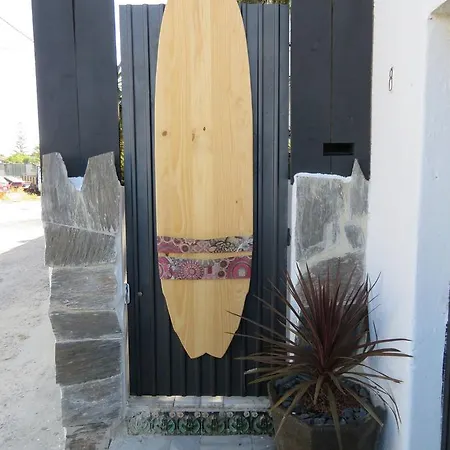 Lufi Surf House Costa Da Caparica 2* Charneca (Setubal)